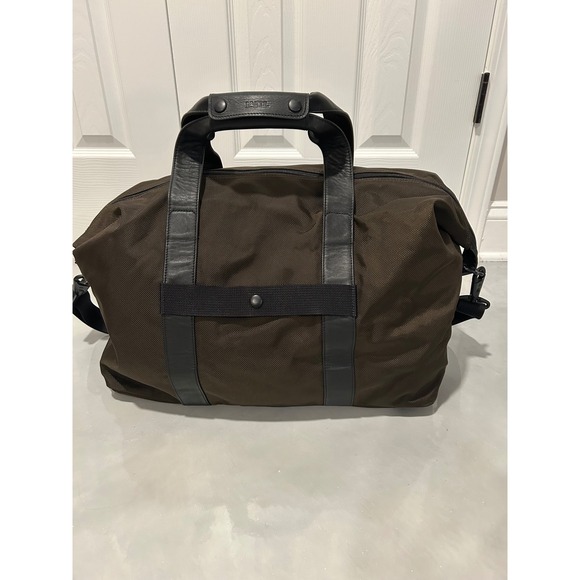 TUMI Nylon Leather‎ Trimmed Duffle Bag Travel Gym Carry On